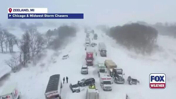 【米ミシガン州の高速道路で100台以上の車が玉突き事故】 - Sputnik 日本