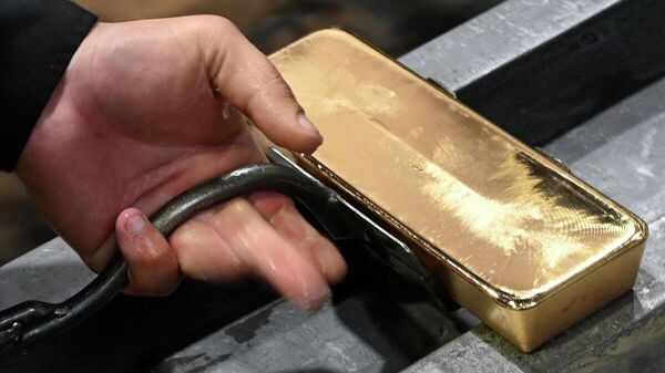 【金の価格が史上最高値を更新】 - Sputnik 日本