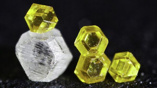 【人工ダイヤ工場が第1号に？ 総額85兆円の対米投資＝報道】 - Sputnik 日本