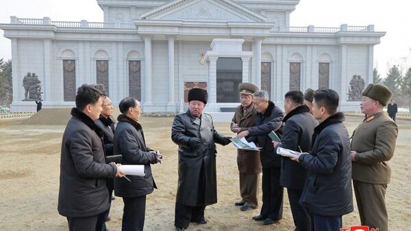 【金正恩氏、「海外軍事作戦戦闘偉勲記念館」を視察】 - Sputnik 日本