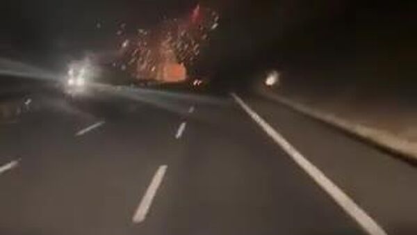 【トルコのF-16戦闘機が基地を離陸直後に墜落】 - Sputnik 日本