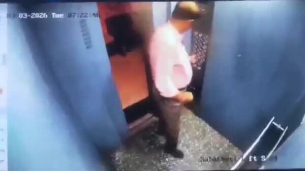 【恐怖 もし、エレベーターが勝手に動き始めたら…】 - Sputnik 日本