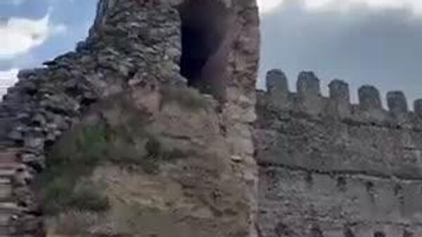 【スペイン 中世に建てられた城の一部が崩落】 - Sputnik 日本