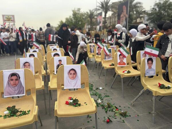 ミナブのシャジャラ・タイイベ小学校の児童たちの肖像 彼らは米国の空爆により命を落とした - Sputnik 日本