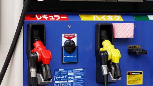 【日本政府、ガソリン価格補助に予備費8000億円支出の方針】 - Sputnik 日本