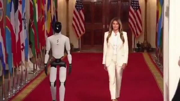 🤖米国のファーストレディ、メラニア・トランプ氏は、米国のヒューマノイドロボット「フィギュア03」とともに、教育におけるAI活用に関する円卓会議「ともに未来を育む」を開催した。 - Sputnik 日本