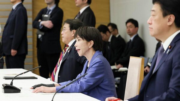 【高市首相、医療物資含む石油関連製品の安定確保に向け指示】 - Sputnik 日本