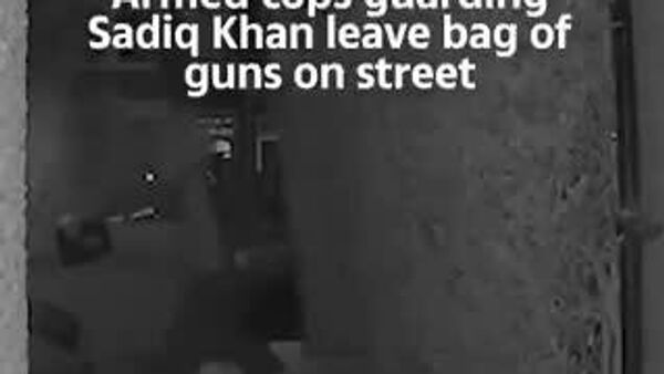 【ロンドン市長の警備班、「銃器一式」が入ったバッグを路上に置き忘れる】 - Sputnik 日本