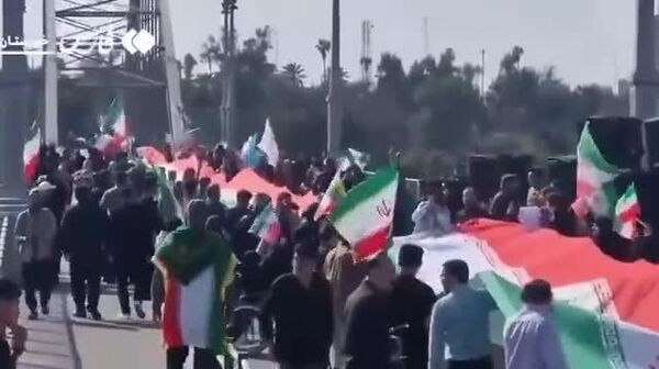 【イラン国民が発電所と橋に「人間の鎖」 米国の徹底破壊警告を受けて】 - Sputnik 日本