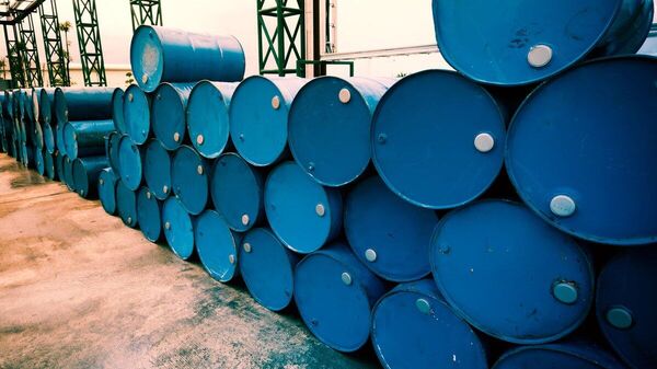 【日本政府、アジア企業向け枠組み検討 原油確保へ1兆円支援】 - Sputnik 日本