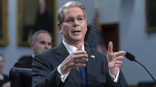 【米国、ロシア産原油購入の許可延長せず 石油供給に負荷】 - Sputnik 日本