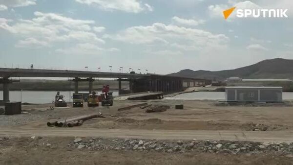 【北朝鮮とロシアを結ぶ自動車用の橋が連結】 - Sputnik 日本