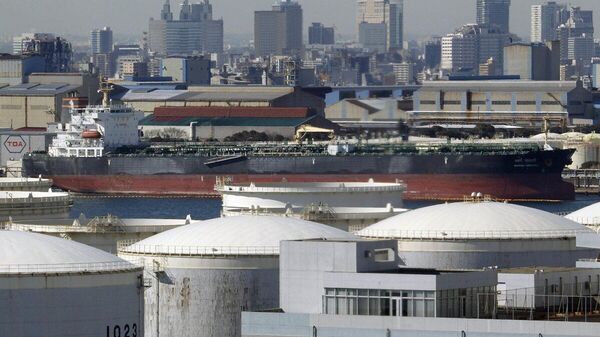 【日本の原油輸入量 4月は1989年以降最少に】 - Sputnik 日本