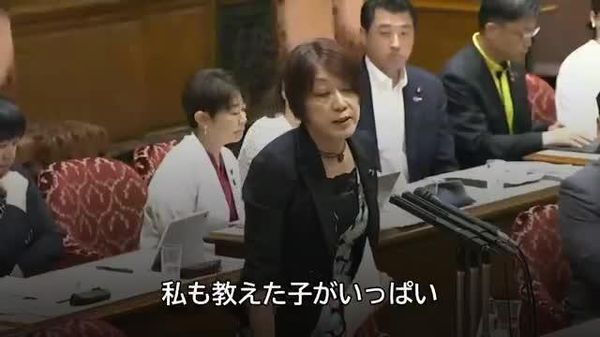 【「自衛隊には経済的に厳しい子どもが行く」発言で波紋 小泉防衛相、「事実誤認」と反論】 - Sputnik 日本