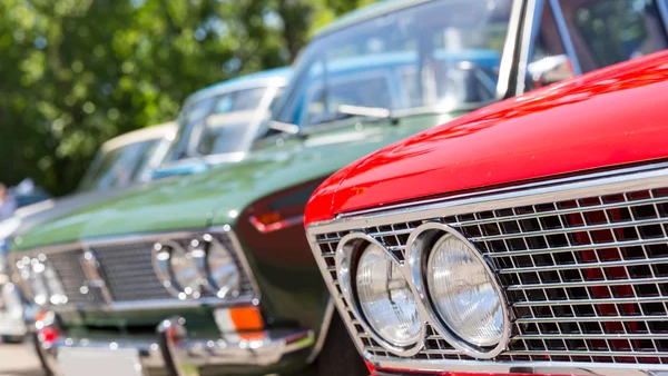 【あらゆることを乗り越えた名車たち ソ連自動車産業の伝説のクルマ5選】(1/6) - Sputnik 日本