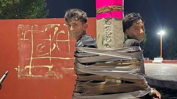 【窃盗犯を縛り上げてメモを残す メキシコ版「バットマン」現る】 - Sputnik 日本
