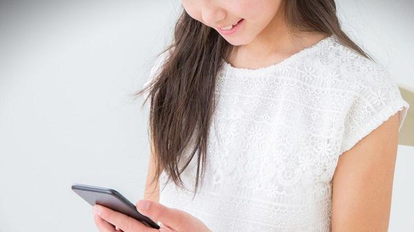 【子どもの「承認依存」SNSで強まる 日本や各国の対策は？】 - Sputnik 日本