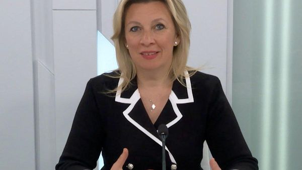 【ロシア語は、悪意ある者たちの策略にもかかわらず、外国で生き続けている＝露外務省報道官】 - Sputnik 日本