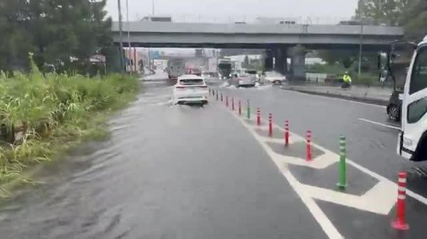 【さいたま市で道路が冠水】 - Sputnik 日本