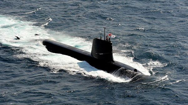 【どういった能力があるか？ 日本が開発する極超音速ミサイル】 日本の防衛省は先日、2027年度予算において、スタンド・オフ能力（いわゆる報復攻撃能力）の強化の一環として、潜水艦発射型極超音速ミサイルの開発のための予算を要求した。 - Sputnik 日本