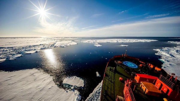 【北極海航路がロシアの輸送回廊の可能性を示す】 - Sputnik 日本