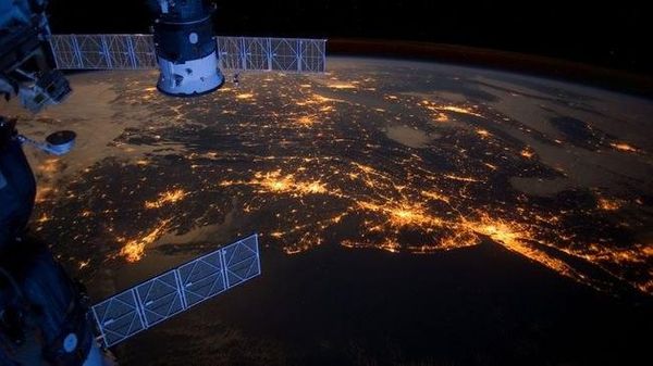 【米軍、宇宙への兵器配備初めて認める 専門家「軍拡防止のため軍備管理協議を」】 - Sputnik 日本