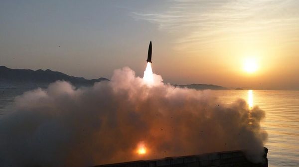 KCNA - Sputnik 日本