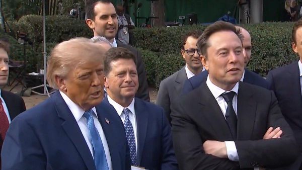 【トランプ氏が人工知能の名称変更を発表、マスク氏もこれを支持】 - Sputnik 日本