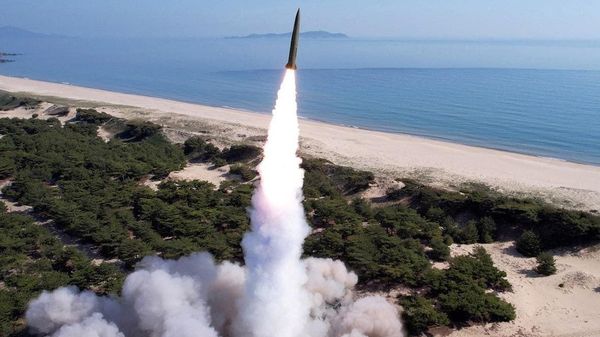 【北朝鮮から発射された弾道ミサイルの可能性のあるもの、既に落下か】 - Sputnik 日本