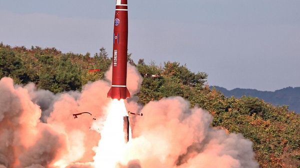 【北朝鮮、戦術弾道ミサイルの試射を実施】 - Sputnik 日本