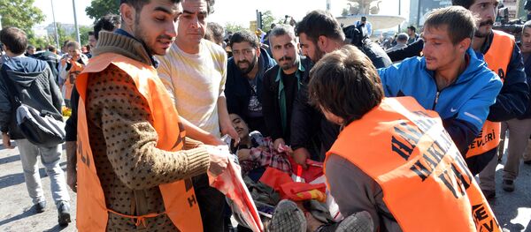 アンカラでの爆弾テロ事件の犠牲者86人に Twitter とFacebookにはアクセス不可 アンカラでの爆弾テロ事件の犠牲者86人に Twitter とFacebookにはアクセス不可 - Sputnik 日本