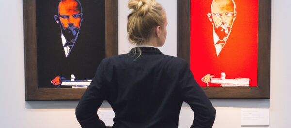 アンディ・ウォーホルのレーニン肖像画、300万ポンドで落札 - Sputnik 日本