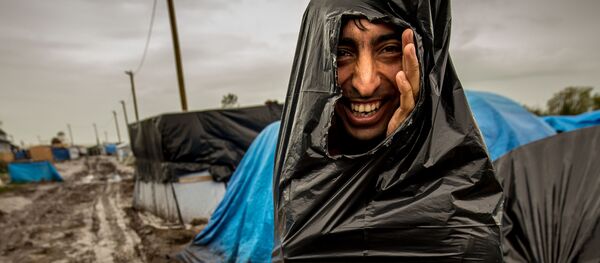 「エホバの証人」、難民の中に新メンバーを探す 「エホバの証人」、難民の中に新メンバーを探す - Sputnik 日本