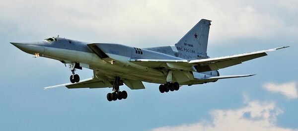 TU-22 対キティ・ホーク艦:航空兵の遊び心は海兵の心労 TU-22 対キティ・ホーク艦:航空兵の遊び心は海兵の心労 - Sputnik 日本