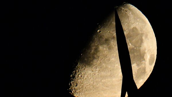 ロシアで月飛行シュミレーションが開始 - Sputnik 日本