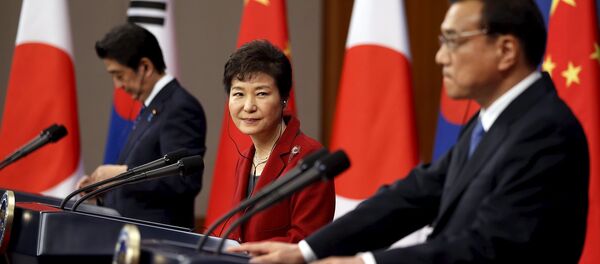 東京:外相会談は対立のレッドラインを消去せず 東京:外相会談は対立のレッドラインを消去せず - Sputnik 日本