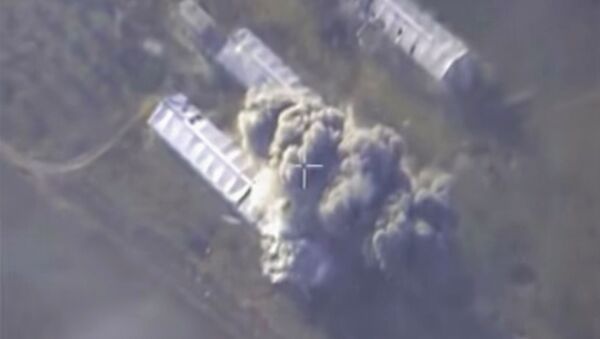 ロシア航空宇宙軍、シリア作戦開始からテロリストの拠点２０８４箇所に空爆 - Sputnik 日本