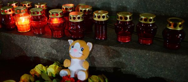 ロシア機墜落事故 在日本ロシア大使館で約70人が弔問記帳 ロシア機墜落事故 在日本ロシア大使館で約70人が弔問記帳 - Sputnik 日本