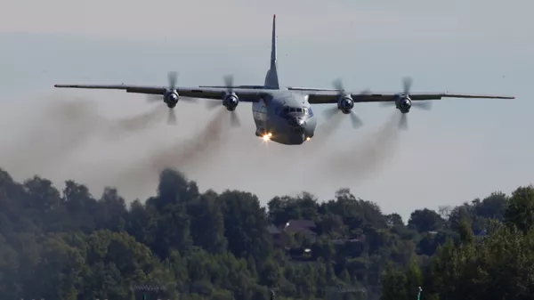輸送機アントノフ１２型機 - Sputnik 日本