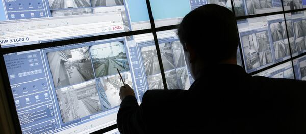 パリ「ミルポル2015」展示会で露国防輸出社がテロ対策を討議 パリ「ミルポル2015」展示会で露国防輸出社がテロ対策を討議 - Sputnik 日本