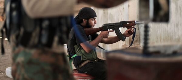 米国：我々の訓練したシリア反体制派は武器をイスラム過激派に渡している - Sputnik 日本