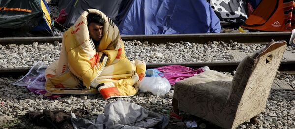 ギリシャ、キャンプ収容の違法移民らが暴動 ギリシャ、キャンプ収容の違法移民らが暴動 - Sputnik 日本