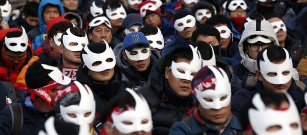 ソウル 大統領退陣を求めるデモに数万人 ソウル 大統領退陣を求めるデモに数万人 - Sputnik 日本