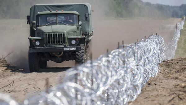 国境で拘留された米国人、「より良い生活」を求めシベリアに - Sputnik 日本