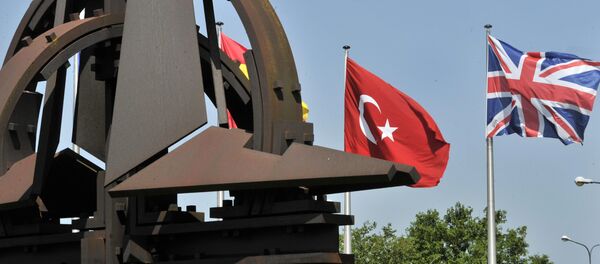 伊紙「ジョルナーレ」:NATOはロシアとの関係の新たな分裂を扇動している 伊紙「ジョルナーレ」:NATOはロシアとの関係の新たな分裂を扇動している - Sputnik 日本