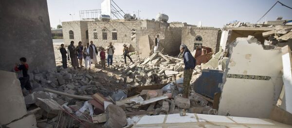 イエメン、空爆で破壊された建物 イエメン、空爆で破壊された建物 - Sputnik 日本