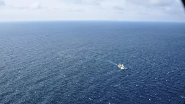 オホーツク海　ロシアのトロール船で火災