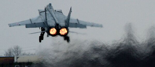 露ミグ31、カムチャッカ上空で超音速ミサイル迎撃に成功 国防省が動画公開【動画】 露ミグ31、カムチャッカ上空で超音速ミサイル迎撃に成功 国防省が動画公開【動画】 - Sputnik 日本