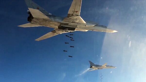 ロシア空軍、シリアで140回出動、ダーイシュ（IS）拠点に爆弾1500発あまりを投下 - Sputnik 日本