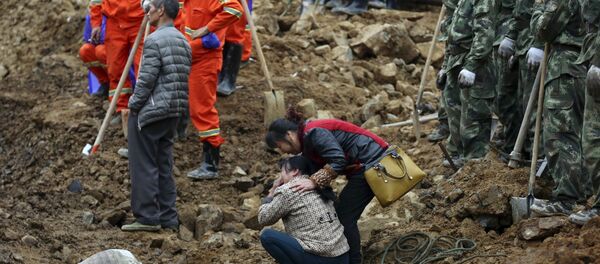 中国で地滑り　１０階建ての住宅が倒壊 - Sputnik 日本